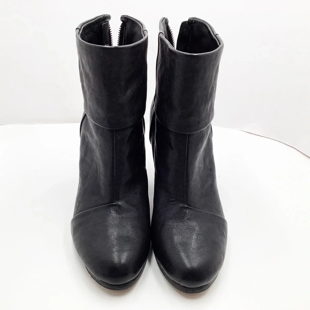 {rag & bone} Classic Newbury Ankle Boots - Picture 2 of 16